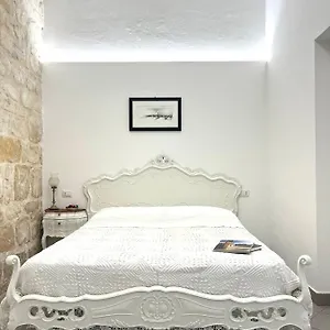 Casa Tancredi Italia